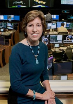 Ellen Ochoa 